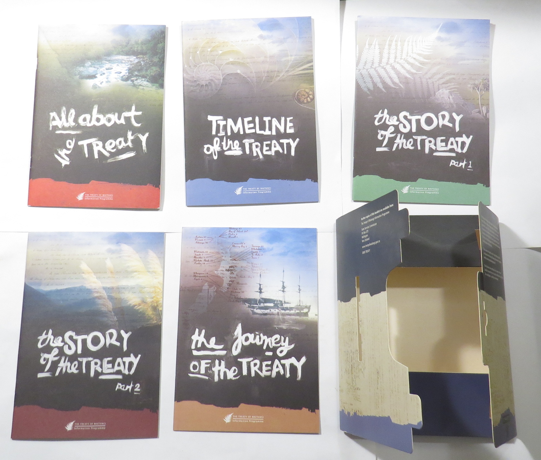 The Treaty of Waitangi [set of 5 booklets]